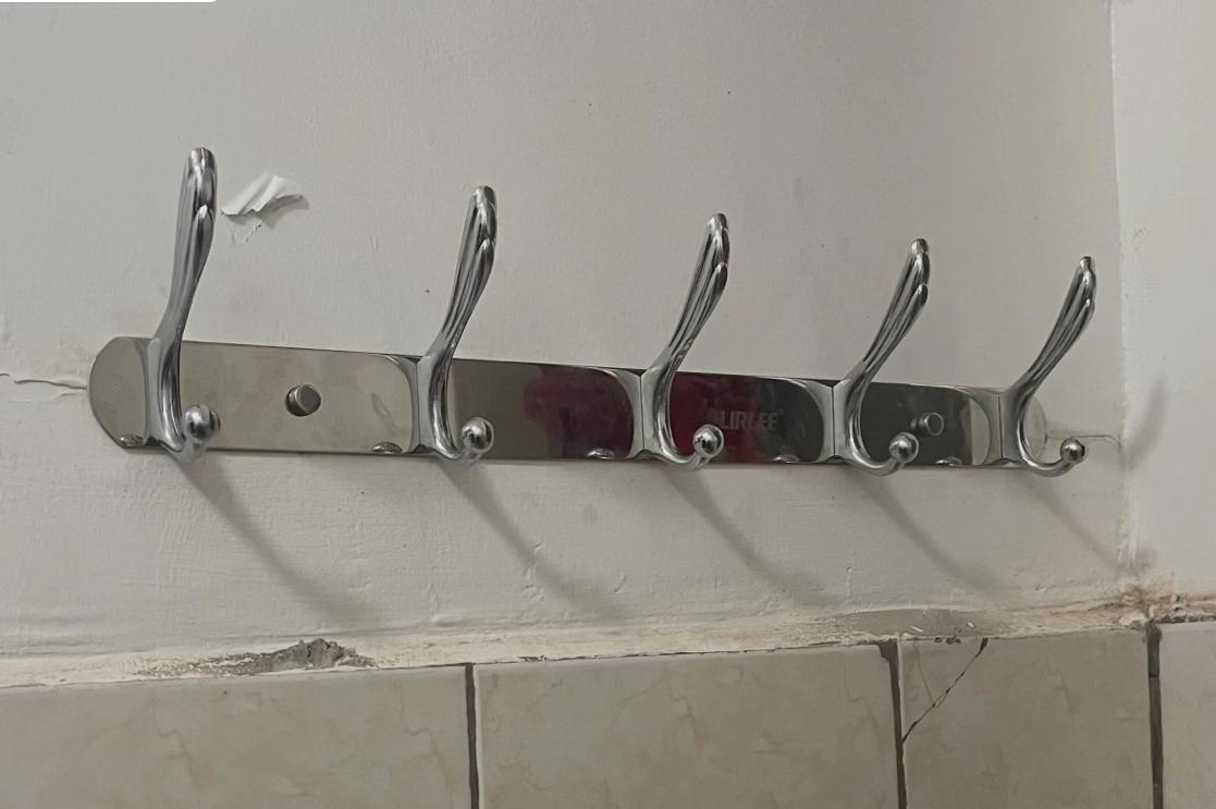 5 HOOK TOWEL HOLDER PLATE